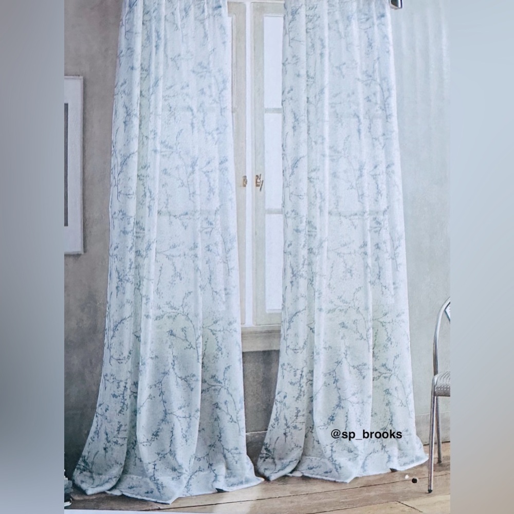 🎁DKNY Promenade Sheer 2 Rod Pocket Panels - 50” x 108” - Blue, White & Gray